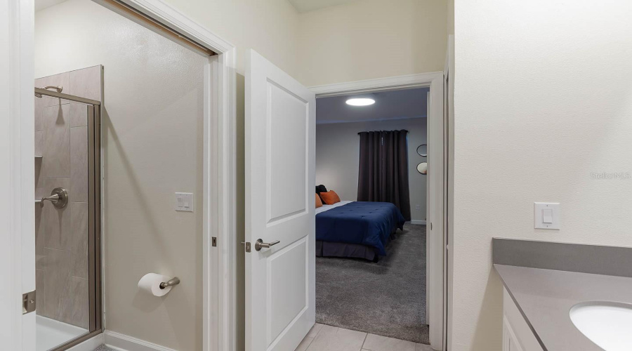 KISSIMMEE, Florida 34746, 6 Bedrooms Bedrooms, ,6 BathroomsBathrooms,Residential,For Sale,BOOKMARK,0,MFRO6322300