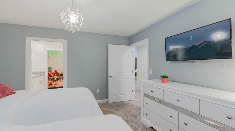 KISSIMMEE, Florida 34746, 6 Bedrooms Bedrooms, ,6 BathroomsBathrooms,Residential,For Sale,BOOKMARK,0,MFRO6322300