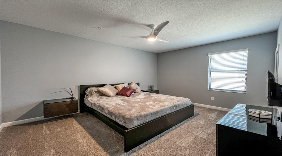 DAVENPORT, Florida 33896, 3 Bedrooms Bedrooms, ,2 BathroomsBathrooms,Residential,For Sale,AZALEA SANDS,0,MFRTB8433264