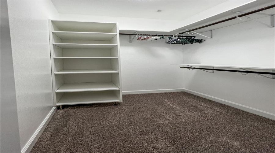 DAVENPORT, Florida 33896, 3 Bedrooms Bedrooms, ,2 BathroomsBathrooms,Residential,For Sale,AZALEA SANDS,0,MFRTB8433264