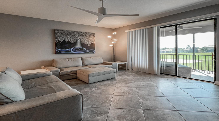 DAVENPORT, Florida 33896, 3 Bedrooms Bedrooms, ,2 BathroomsBathrooms,Residential,For Sale,AZALEA SANDS,0,MFRTB8433264