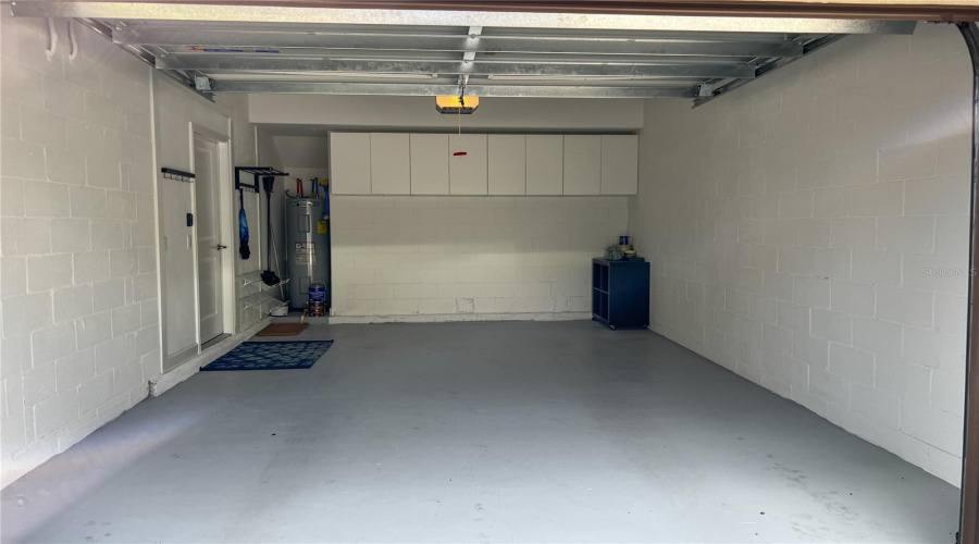 DAVENPORT, Florida 33896, 3 Bedrooms Bedrooms, ,2 BathroomsBathrooms,Residential,For Sale,AZALEA SANDS,0,MFRTB8433264