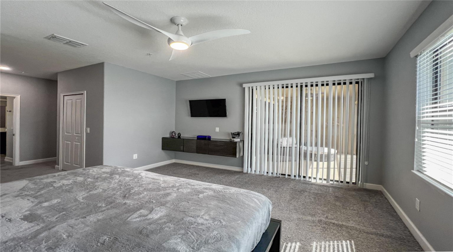 DAVENPORT, Florida 33896, 3 Bedrooms Bedrooms, ,2 BathroomsBathrooms,Residential,For Sale,AZALEA SANDS,0,MFRTB8433264