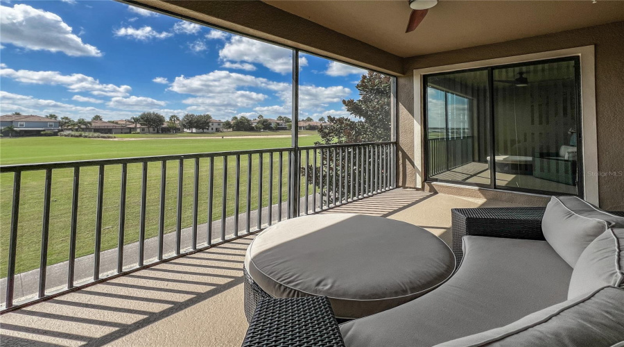 DAVENPORT, Florida 33896, 3 Bedrooms Bedrooms, ,2 BathroomsBathrooms,Residential,For Sale,AZALEA SANDS,0,MFRTB8433264