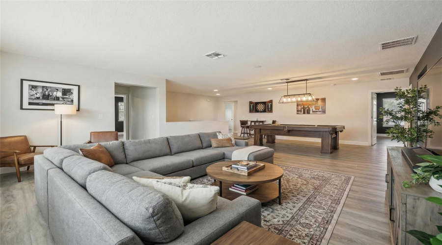 DAVENPORT, Florida 33896, 7 Bedrooms Bedrooms, ,6 BathroomsBathrooms,Residential,For Sale,YORKSHIRE,0,MFRO6369551