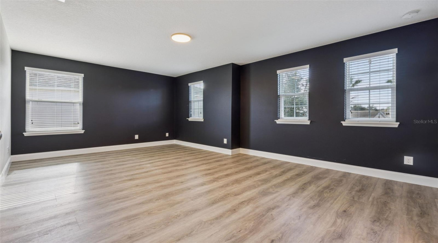 DAVENPORT, Florida 33896, 7 Bedrooms Bedrooms, ,6 BathroomsBathrooms,Residential,For Sale,YORKSHIRE,0,MFRO6369551