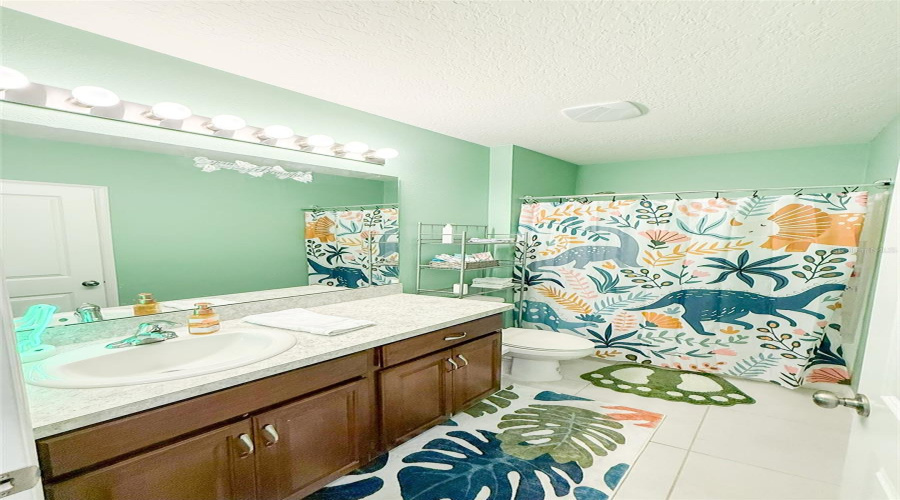 DAVENPORT, Florida 33837, 4 Bedrooms Bedrooms, ,3 BathroomsBathrooms,Residential,For Sale,HAMLET,0,MFRL4958184