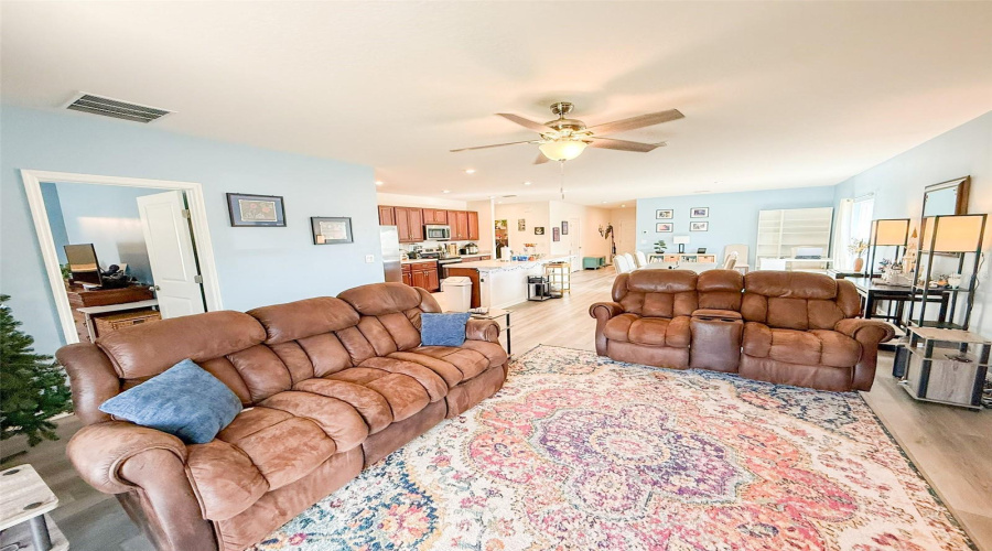 DAVENPORT, Florida 33837, 4 Bedrooms Bedrooms, ,3 BathroomsBathrooms,Residential,For Sale,HAMLET,0,MFRL4958184