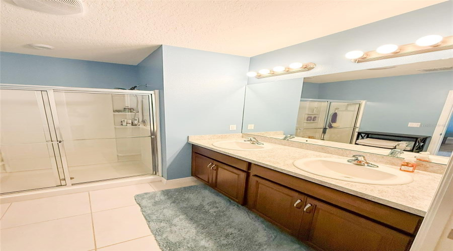 DAVENPORT, Florida 33837, 4 Bedrooms Bedrooms, ,3 BathroomsBathrooms,Residential,For Sale,HAMLET,0,MFRL4958184