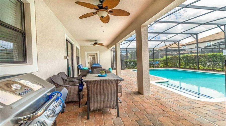 DAVENPORT, Florida 33896, 6 Bedrooms Bedrooms, ,6 BathroomsBathrooms,Residential,For Sale,THUNDERBIRD,0,MFRO6370185