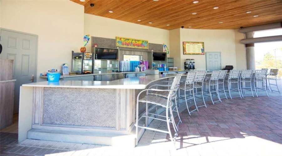 DAVENPORT, Florida 33896, 6 Bedrooms Bedrooms, ,6 BathroomsBathrooms,Residential,For Sale,THUNDERBIRD,0,MFRO6370185