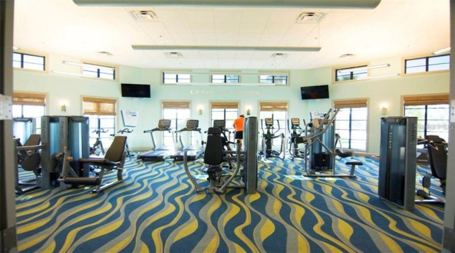 DAVENPORT, Florida 33896, 6 Bedrooms Bedrooms, ,6 BathroomsBathrooms,Residential,For Sale,THUNDERBIRD,0,MFRO6370185