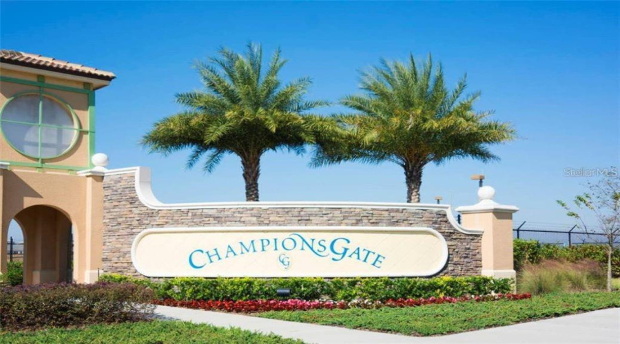 DAVENPORT, Florida 33896, 6 Bedrooms Bedrooms, ,6 BathroomsBathrooms,Residential,For Sale,THUNDERBIRD,0,MFRO6370185