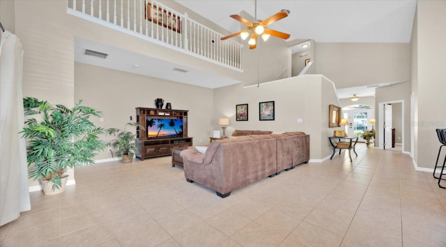 KISSIMMEE, Florida 34747, 7 Bedrooms Bedrooms, ,6 BathroomsBathrooms,Residential,For Sale,ACADIA ESTATES,0,MFRO6369851