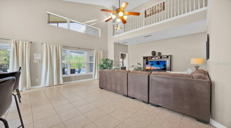 KISSIMMEE, Florida 34747, 7 Bedrooms Bedrooms, ,6 BathroomsBathrooms,Residential,For Sale,ACADIA ESTATES,0,MFRO6369851