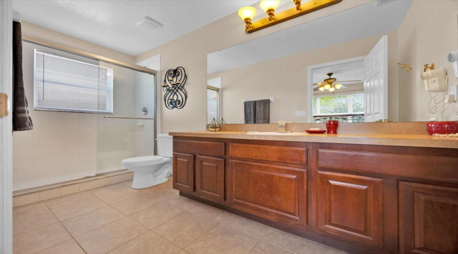 KISSIMMEE, Florida 34747, 7 Bedrooms Bedrooms, ,6 BathroomsBathrooms,Residential,For Sale,ACADIA ESTATES,0,MFRO6369851