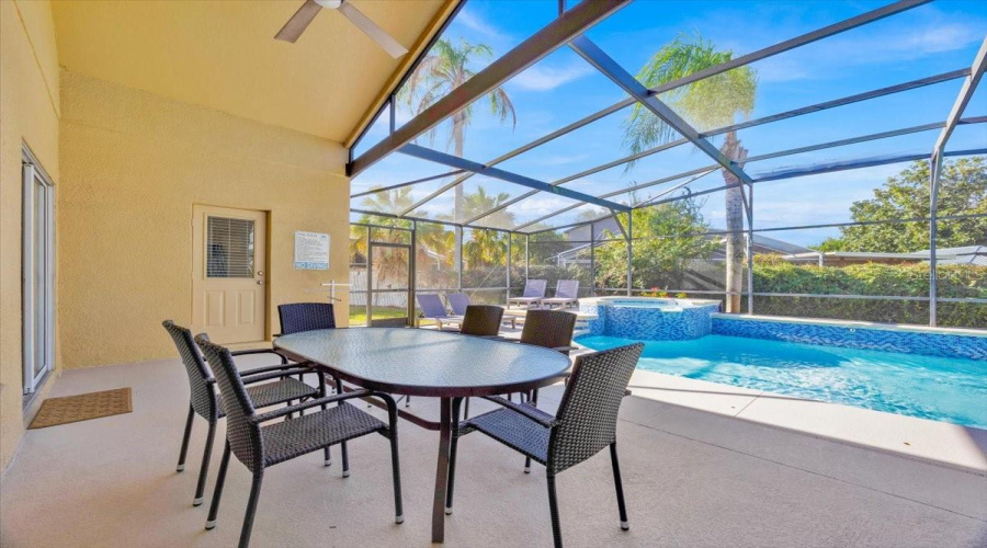 KISSIMMEE, Florida 34747, 7 Bedrooms Bedrooms, ,6 BathroomsBathrooms,Residential,For Sale,ACADIA ESTATES,0,MFRO6369851