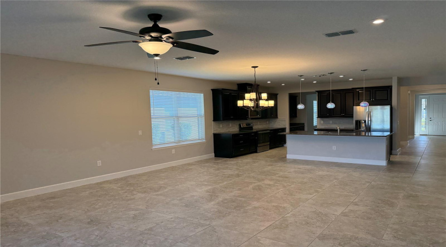 KISSIMMEE, Florida 34746, 4 Bedrooms Bedrooms, ,3 BathroomsBathrooms,Residential,For Sale,CARRICK BEND DR,0,MFRO6370259