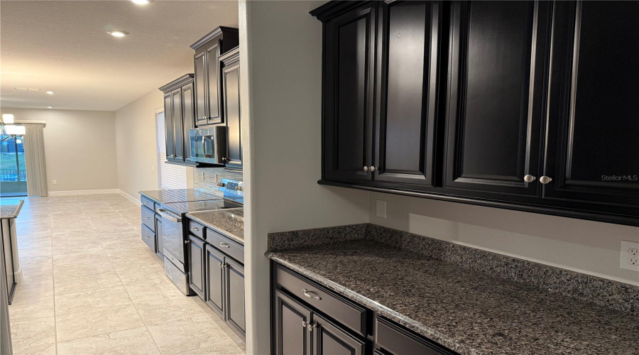 KISSIMMEE, Florida 34746, 4 Bedrooms Bedrooms, ,3 BathroomsBathrooms,Residential,For Sale,CARRICK BEND DR,0,MFRO6370259