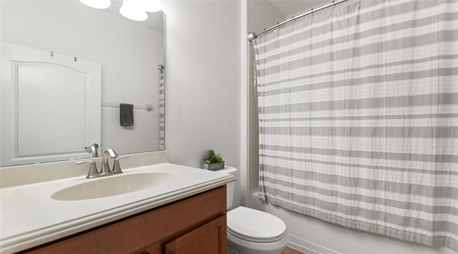 DAVENPORT, Florida 33896, 4 Bedrooms Bedrooms, ,3 BathroomsBathrooms,Residential,For Sale,PALMETTO DUNES ST,0,MFRS5140848