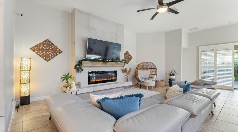 DAVENPORT, Florida 33896, 4 Bedrooms Bedrooms, ,3 BathroomsBathrooms,Residential,For Sale,PALMETTO DUNES ST,0,MFRS5140848