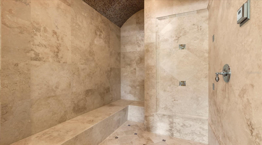 KISSIMMEE, Florida 34747, 5 Bedrooms Bedrooms, ,5 BathroomsBathrooms,Residential,For Sale,APACHE,0,MFRO6296135