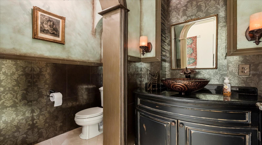 KISSIMMEE, Florida 34747, 5 Bedrooms Bedrooms, ,5 BathroomsBathrooms,Residential,For Sale,APACHE,0,MFRO6296135