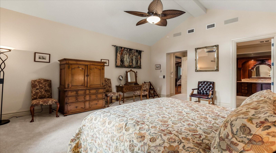 KISSIMMEE, Florida 34747, 5 Bedrooms Bedrooms, ,5 BathroomsBathrooms,Residential,For Sale,APACHE,0,MFRO6296135