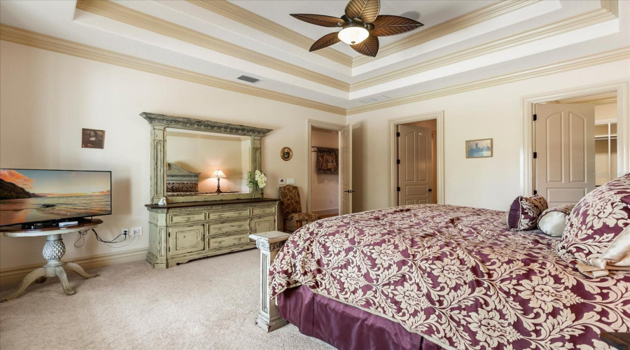 KISSIMMEE, Florida 34747, 5 Bedrooms Bedrooms, ,5 BathroomsBathrooms,Residential,For Sale,APACHE,0,MFRO6296135