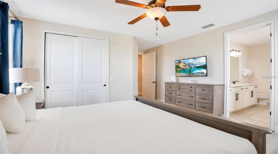 KISSIMMEE, Florida 34747, 9 Bedrooms Bedrooms, ,8 BathroomsBathrooms,Residential,For Sale,FAIRFAX,0,MFRO6359071