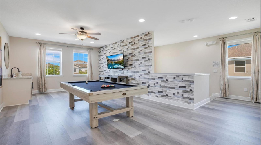 KISSIMMEE, Florida 34747, 9 Bedrooms Bedrooms, ,8 BathroomsBathrooms,Residential,For Sale,FAIRFAX,0,MFRO6359071