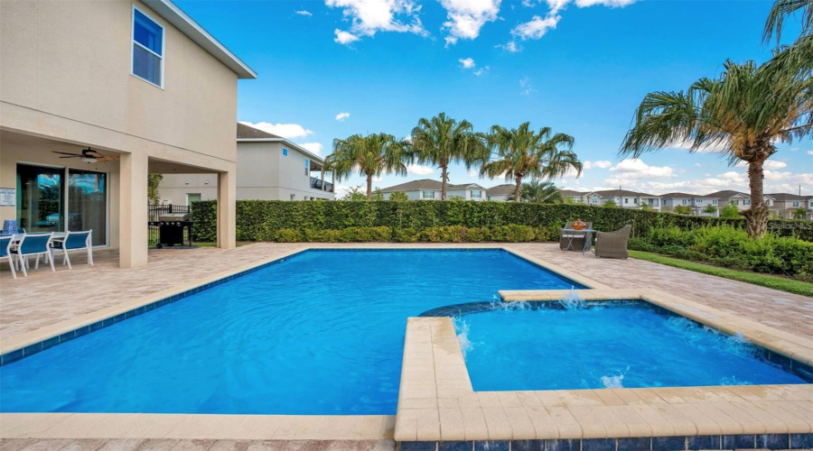 KISSIMMEE, Florida 34747, 9 Bedrooms Bedrooms, ,8 BathroomsBathrooms,Residential,For Sale,FAIRFAX,0,MFRO6359071