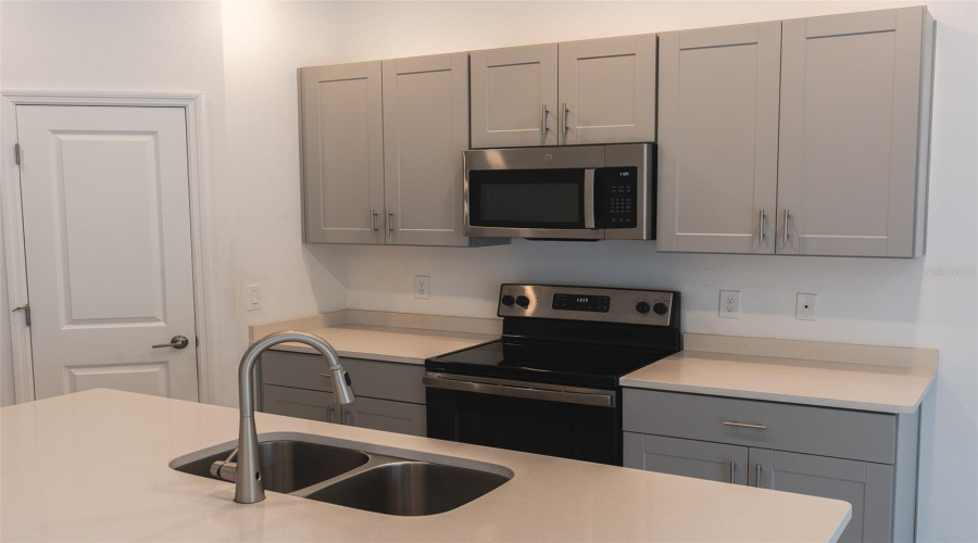 KISSIMMEE, Florida 34746, 3 Bedrooms Bedrooms, ,2 BathroomsBathrooms,Residential,For Sale,CIRCLE HOOK,0,MFRO6370384