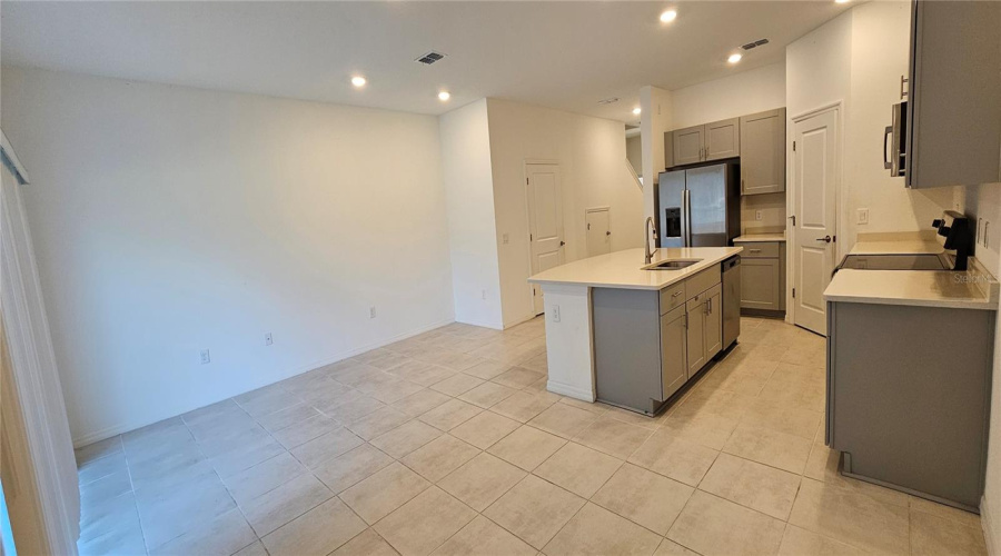 Living Room / Kitchen