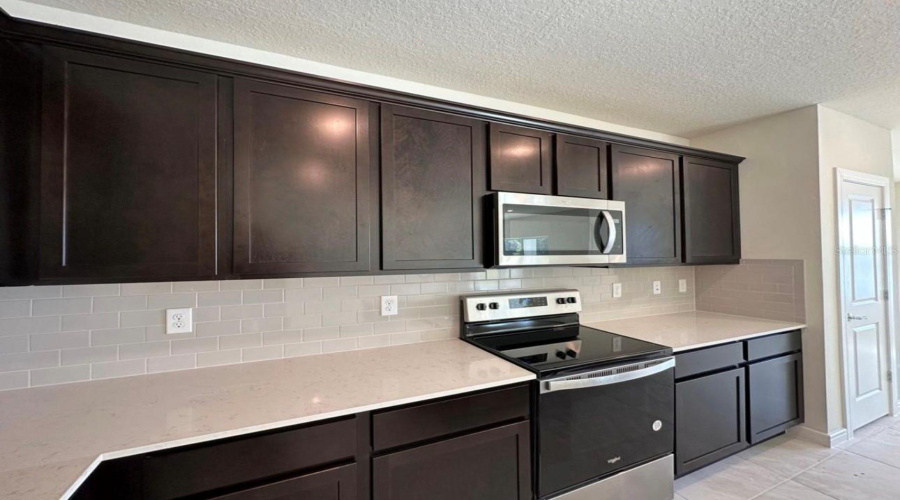 KISSIMMEE, Florida 34746, 5 Bedrooms Bedrooms, ,2 BathroomsBathrooms,Residential,For Sale,ROYAL POINT,0,MFRO6369671