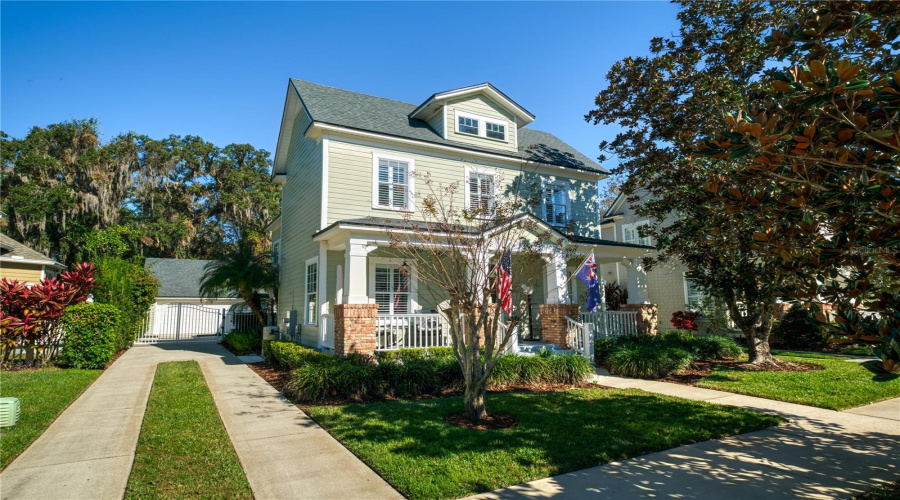 Electronic gate fence to garage