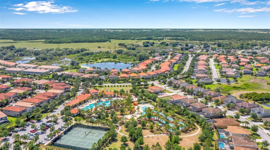 DAVENPORT, Florida 33837, 5 Bedrooms Bedrooms, ,4 BathroomsBathrooms,Residential,For Sale,OAKMOSS,0,MFRO6370415