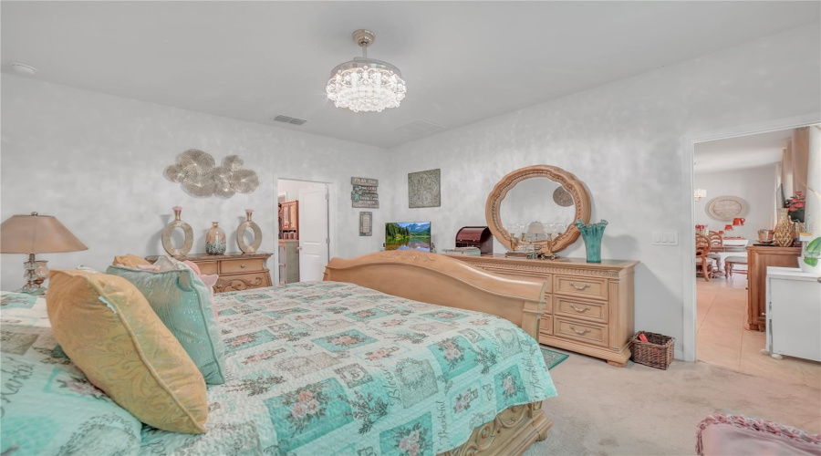 DAVENPORT, Florida 33896, 3 Bedrooms Bedrooms, ,2 BathroomsBathrooms,Residential,For Sale,SIESTA VISTA,0,MFRTB8403344