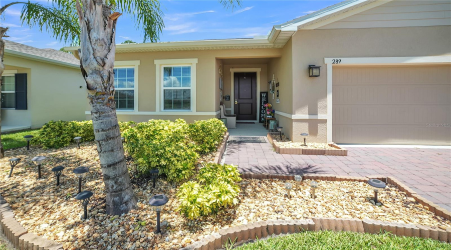 DAVENPORT, Florida 33896, 3 Bedrooms Bedrooms, ,2 BathroomsBathrooms,Residential,For Sale,SIESTA VISTA,0,MFRTB8403344