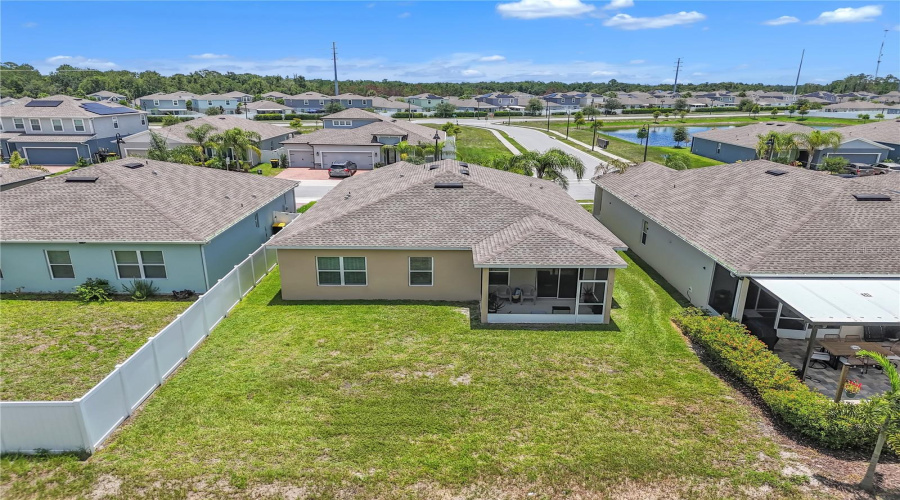 DAVENPORT, Florida 33896, 3 Bedrooms Bedrooms, ,2 BathroomsBathrooms,Residential,For Sale,SIESTA VISTA,0,MFRTB8403344