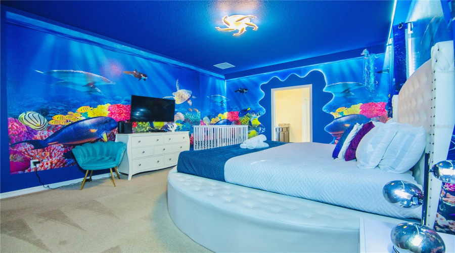 DAVENPORT, Florida 33897, 10 Bedrooms Bedrooms, ,8 BathroomsBathrooms,Residential,For Sale,MAHALO,0,MFRO6370431