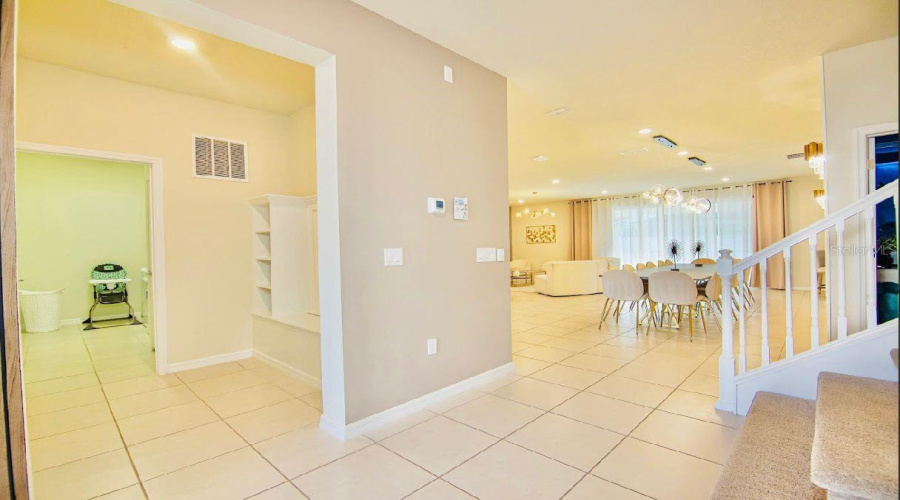 DAVENPORT, Florida 33897, 10 Bedrooms Bedrooms, ,8 BathroomsBathrooms,Residential,For Sale,MAHALO,0,MFRO6370431