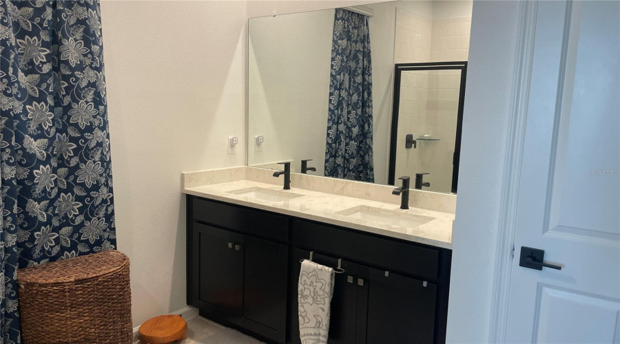 KISSIMMEE, Florida 34747, 3 Bedrooms Bedrooms, ,2 BathroomsBathrooms,Residential,For Sale,TURQUOISE WAVES,0,MFRS5130221