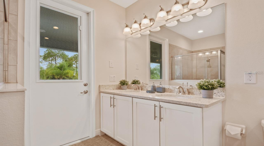 KISSIMMEE, Florida 34747, 8 Bedrooms Bedrooms, ,8 BathroomsBathrooms,Residential,For Sale,FAIRFAX,0,MFRO6338523