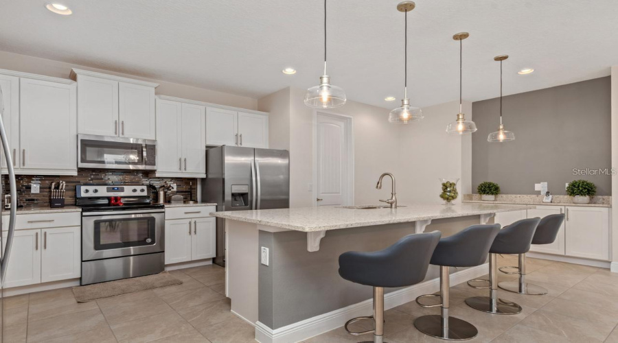 KISSIMMEE, Florida 34747, 8 Bedrooms Bedrooms, ,8 BathroomsBathrooms,Residential,For Sale,FAIRFAX,0,MFRO6338523