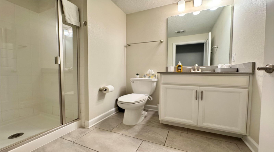 KISSIMMEE, Florida 34746, 5 Bedrooms Bedrooms, ,4 BathroomsBathrooms,Residential,For Sale,MEMORIES,0,MFRG5098710