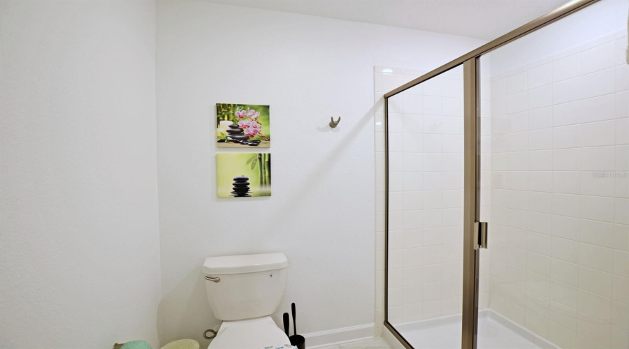 KISSIMMEE, Florida 34746, 8 Bedrooms Bedrooms, ,5 BathroomsBathrooms,Residential,For Sale,PARAGPRAH,0,MFRO6370456