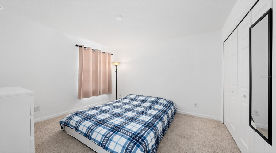 KISSIMMEE, Florida 34746, 5 Bedrooms Bedrooms, ,2 BathroomsBathrooms,Residential,For Sale,WOODMONT,0,MFRO6370421