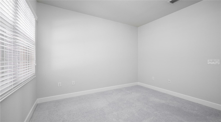 DAVENPORT, Florida 33896, 3 Bedrooms Bedrooms, ,2 BathroomsBathrooms,Residential,For Sale,GILFORD POINT,0,MFRO6331540