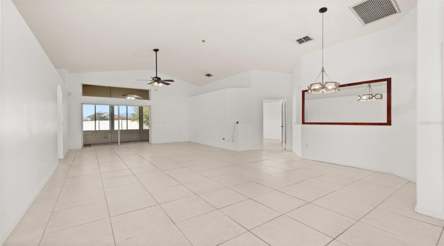 DAVENPORT, Florida 33837, 3 Bedrooms Bedrooms, ,2 BathroomsBathrooms,Residential,For Sale,SIR PHILLIPS,0,MFRS5140912